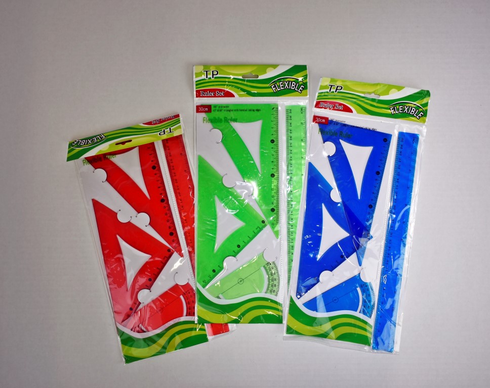 ESTUCHE GEOME 30cm 4/1 FLEXIBL